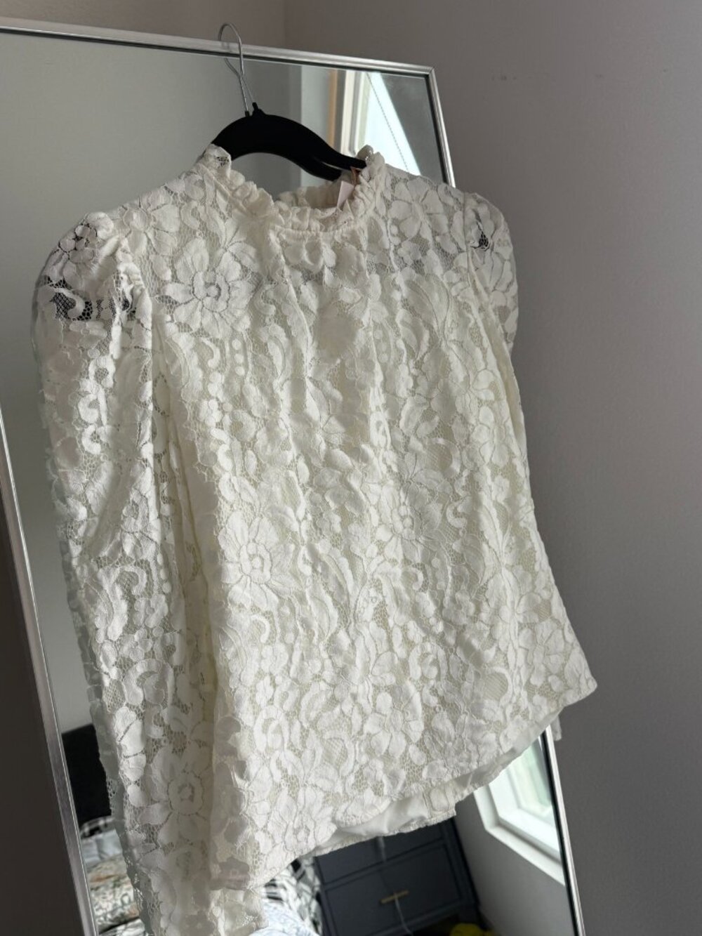 Rachel Parcell White Lace Long Sleeve Blouse Size S